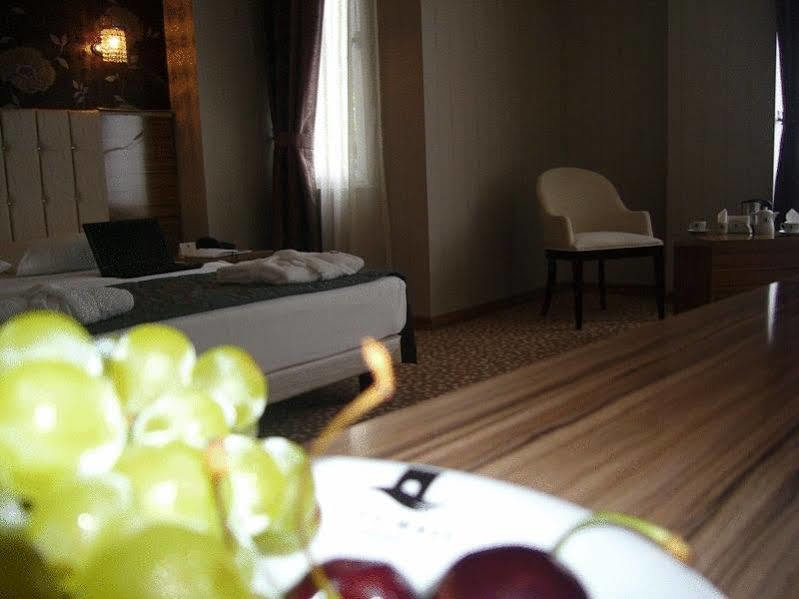 City Wall Hotel อิสตันบูล ภายนอก รูปภาพ